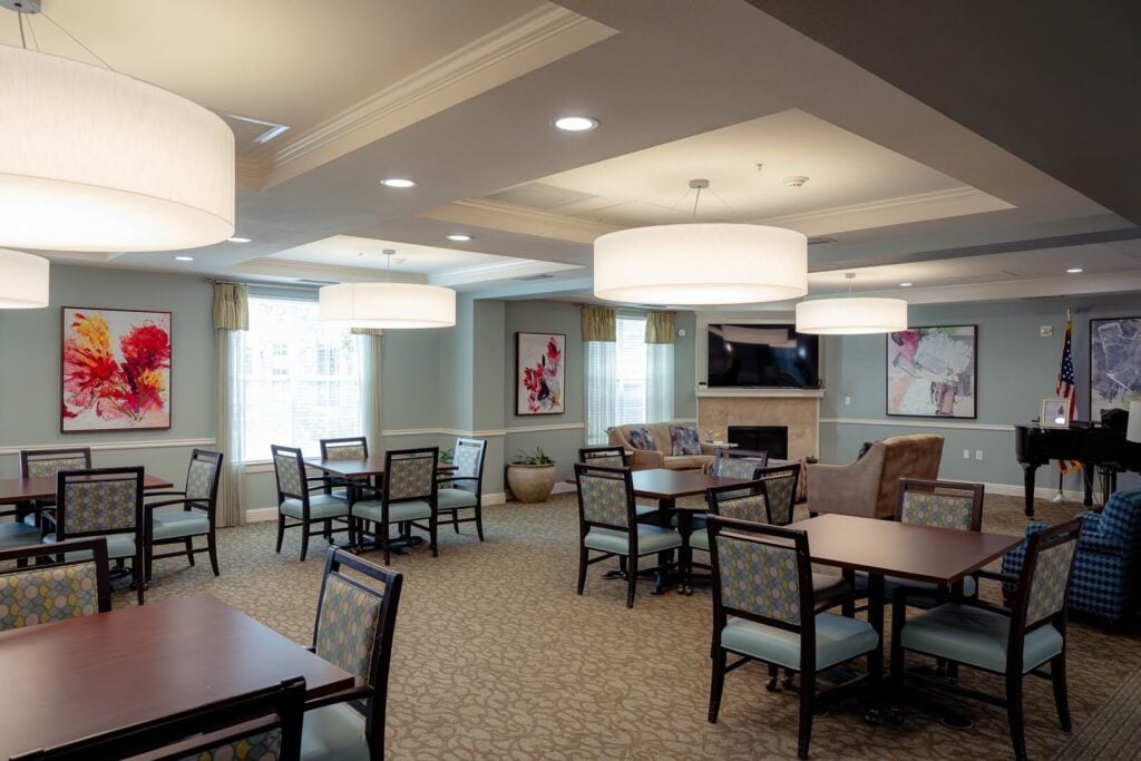 Spacious Dining Room with Fireplace at Assisted Living Facility